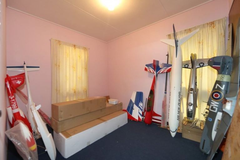 Photo of property in 194 Flaxmere Avenue, Flaxmere, Hastings, 4120