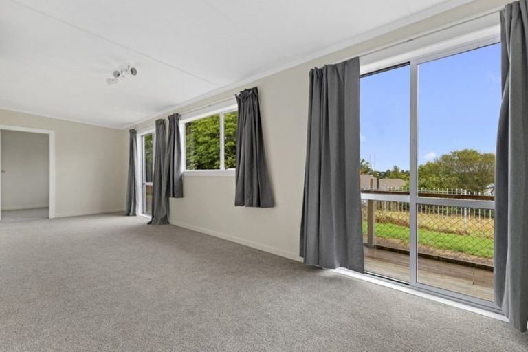 Photo of property in 76 Mahi Road, Te Kauwhata, 3710