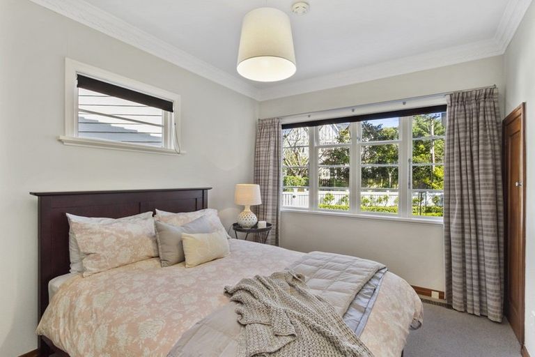 Photo of property in 1 Ardross Avenue, Khandallah, Wellington, 6035