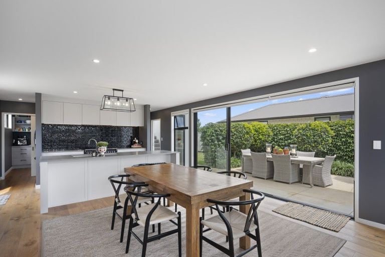 Photo of property in 16 Saint Thomas Avenue, Pyes Pa, Tauranga, 3112