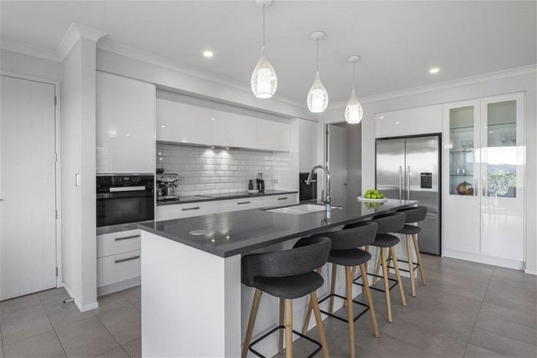 Photo of property in 38 Holyoake Terrace, Omokoroa, 3114