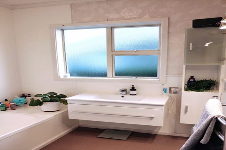 Photo of property in 222 Chelmsford Street, Waverley, Invercargill, 9810