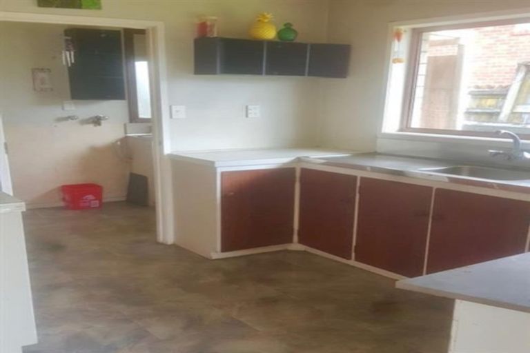 Photo of property in 2/14 Woolfield Road, Papatoetoe, Auckland, 2025