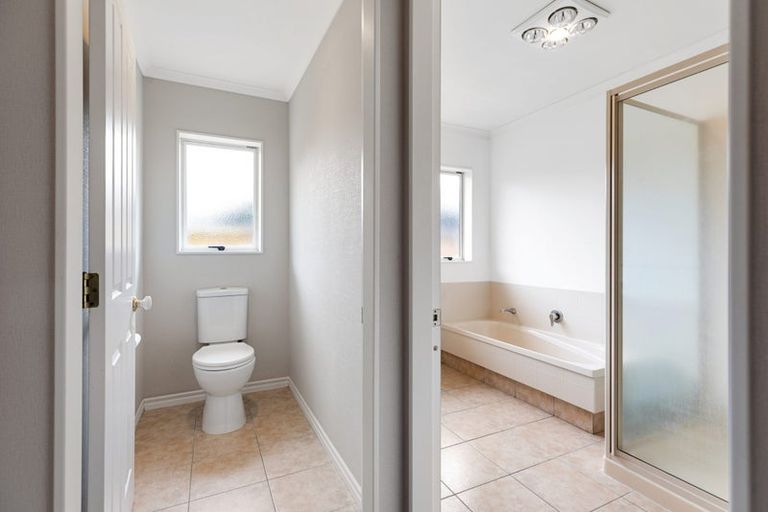 Photo of property in 39 Tuihana Drive, Papamoa Beach, Papamoa, 3118