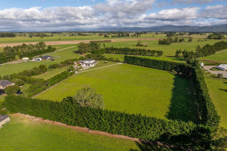 Photo of property in 308 Fabians Road, Morison Bush, Greytown, 5794