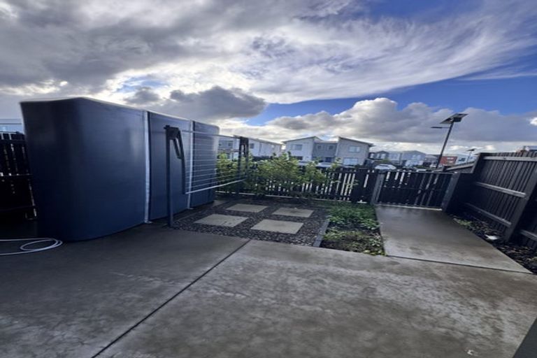 Photo of property in 62 Clark Road, Hobsonville, Auckland, 0616