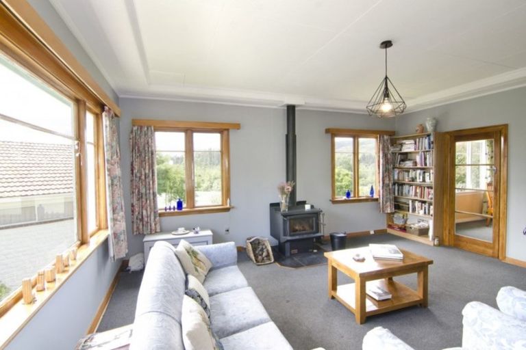 Photo of property in 4 Tweed Street, Roxburgh, 9500