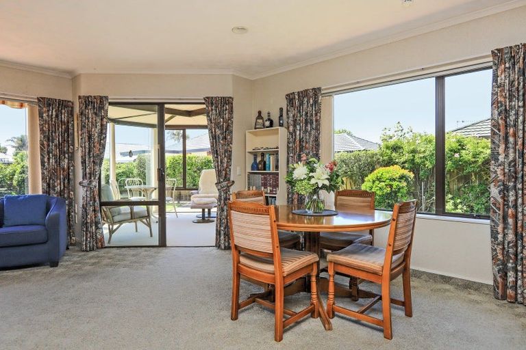 Photo of property in 8a Wilton Row, Taradale, Napier, 4112