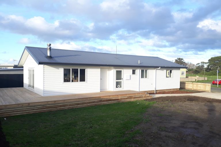 Photo of property in 5 Walton Street, Bulls, 4818