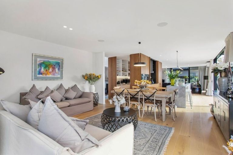 Photo of property in 155 Puriri Street, Fendalton, Christchurch, 8041