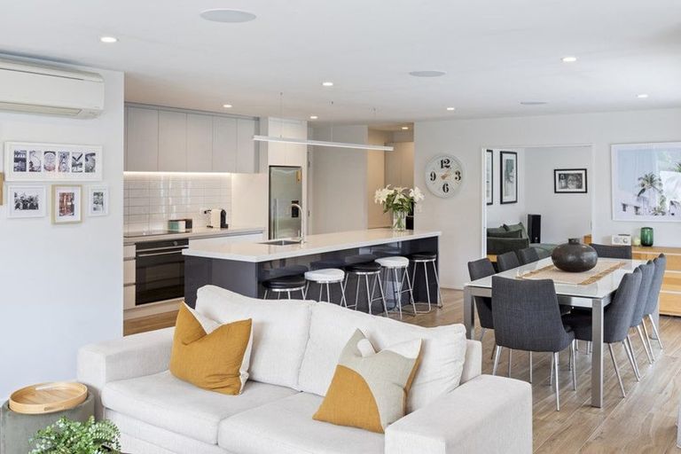 Photo of property in 135 Styx Mill Road, Casebrook, Christchurch, 8051