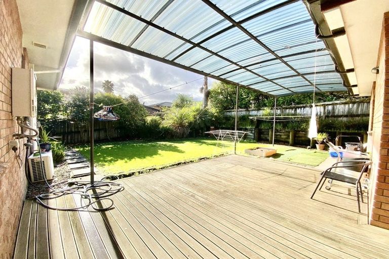 Photo of property in 4 Luna Place, Henderson, Auckland, 0612