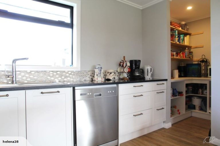 Photo of property in 10 Clover Close, Matangi, Hamilton, 3283