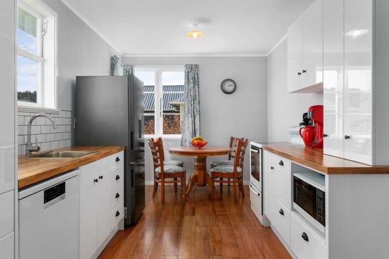 Photo of property in 16 Albert Street, Waihi, 3610