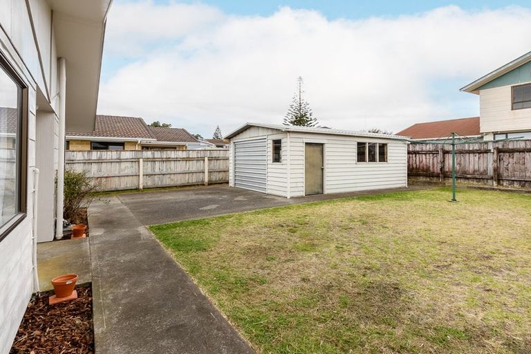 Photo of property in 10a Arnold Grove, Paraparaumu Beach, Paraparaumu, 5032
