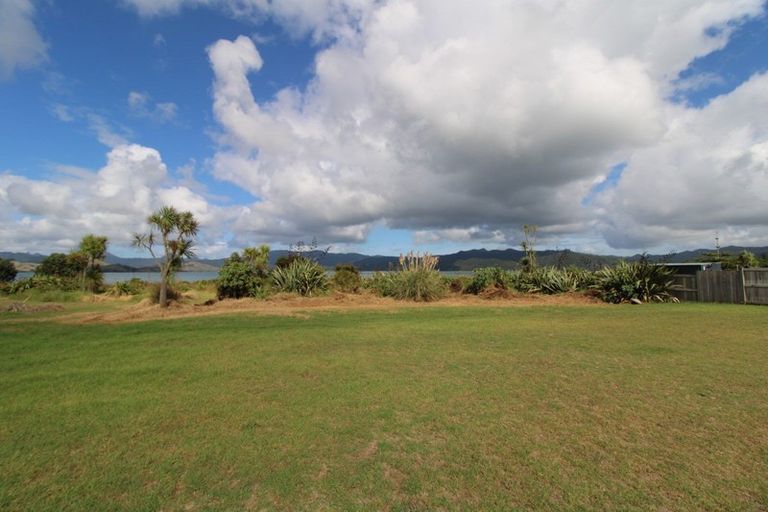 Photo of property in 119 Kelly Jade Avenue, Matarangi, Whitianga, 3592