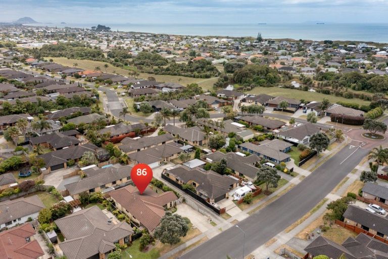 Photo of property in 86 Longview Drive, Papamoa Beach, Papamoa, 3118