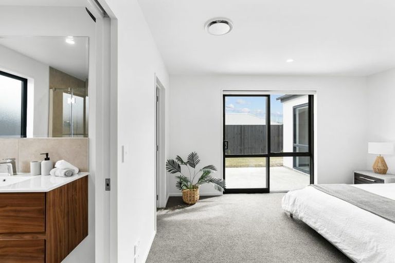 Photo of property in 27 Larissa Road, Halswell, Christchurch, 8025