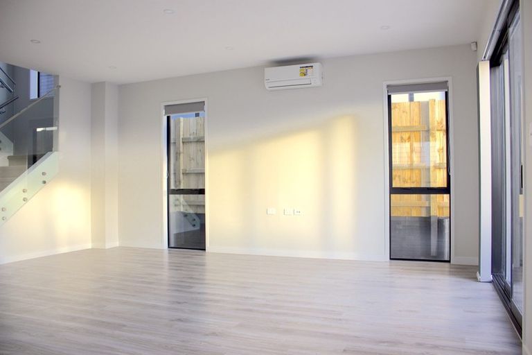 Photo of property in 14 Kea Road, Silverdale, 0932