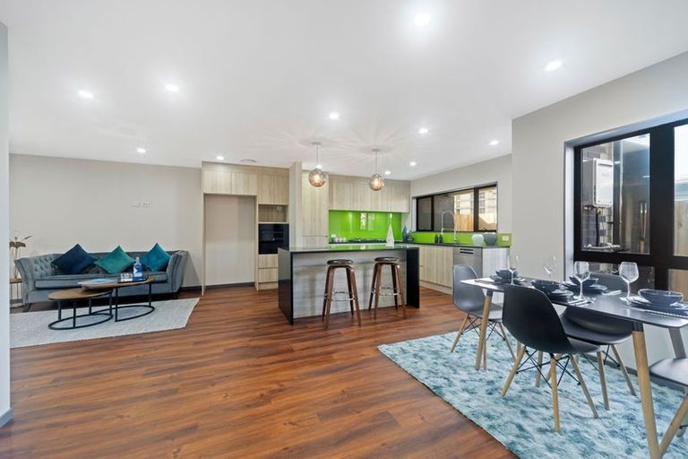 Photo of property in 12c Hill Crescent, New Lynn, Auckland, 0600