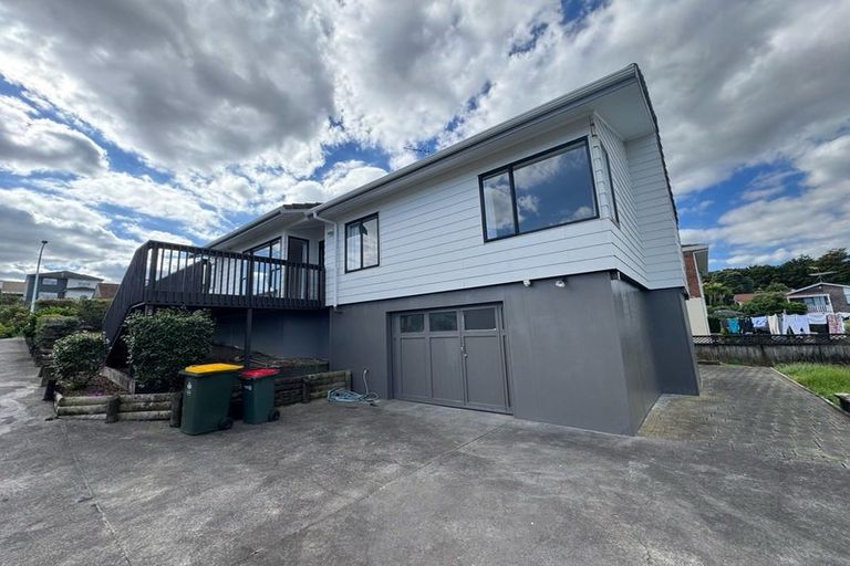 Photo of property in 42 Calluna Crescent, Totara Heights, Auckland, 2105