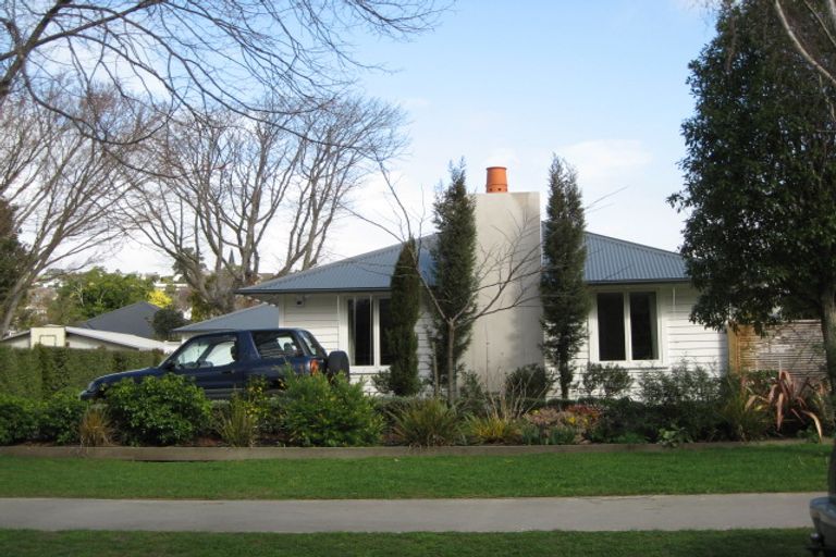 Photo of property in 3 Wherstead Road, Cashmere, Christchurch, 8022