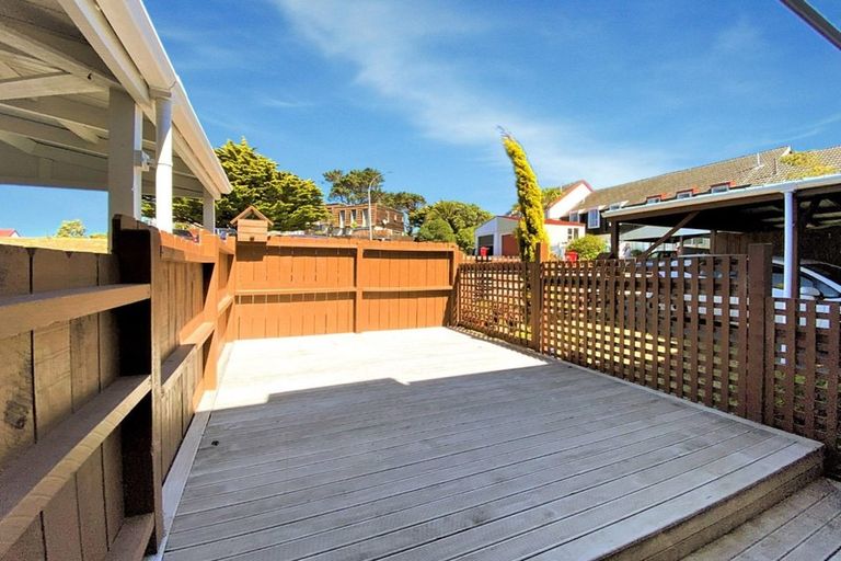 Photo of property in 7 Hollydale Grove, Churton Park, Wellington, 6037
