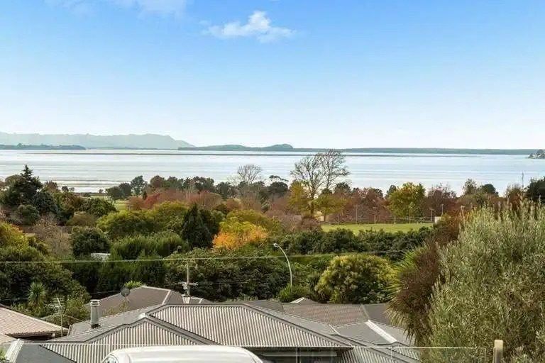 Photo of property in 19 Holyoake Terrace, Omokoroa, 3114