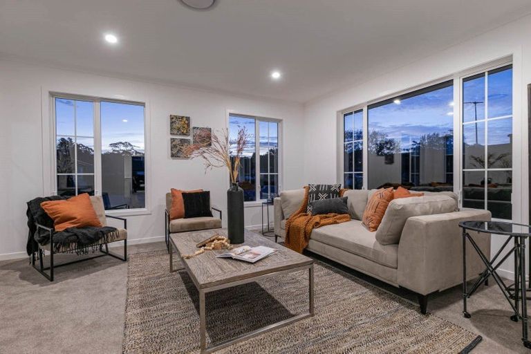 Photo of property in 7 Houpuni Road, Wainui, 0932