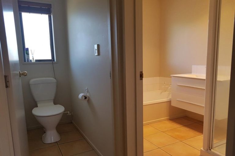 Photo of property in 63 Parade Court, Addington, Christchurch, 8024