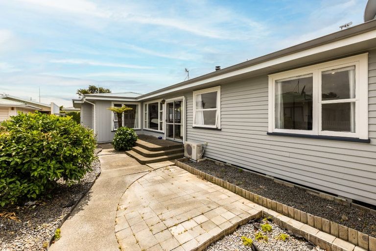 Photo of property in 309 Kennedy Road, Onekawa, Napier, 4110