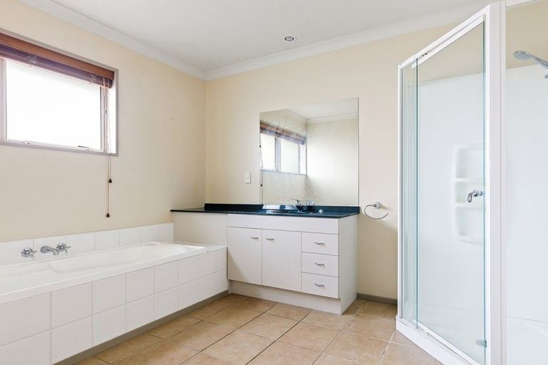 Photo of property in 2 Tanu Place, Parklands, Christchurch, 8083