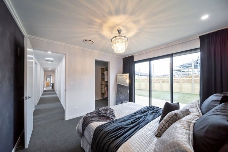 Photo of property in 35 Papawhero Drive, Bell Block, New Plymouth, 4312