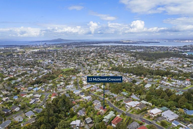 Photo of property in 12 Mcdowell Crescent, Hillcrest, Auckland, 0627