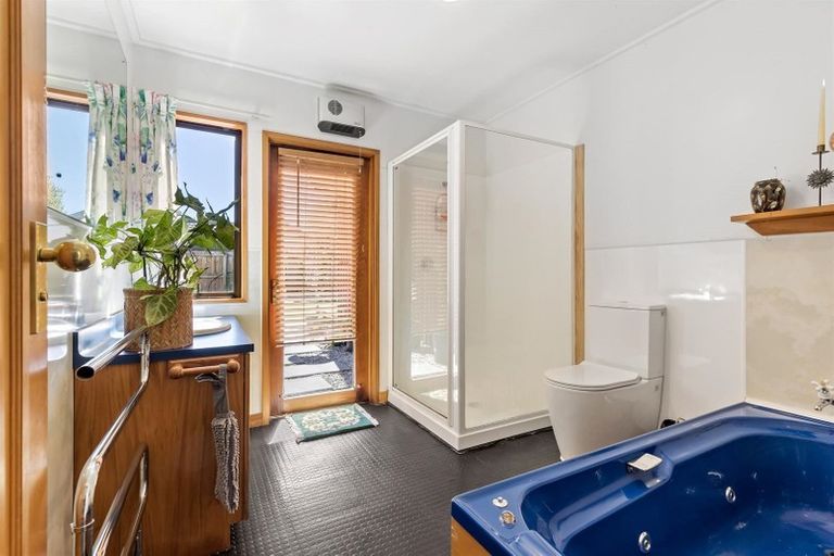 Photo of property in 8 Sargood Drive, Wanaka, 9305