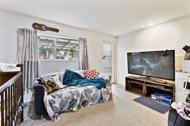 Photo of property in 384 Great South Road, Opaheke, Papakura, 2113