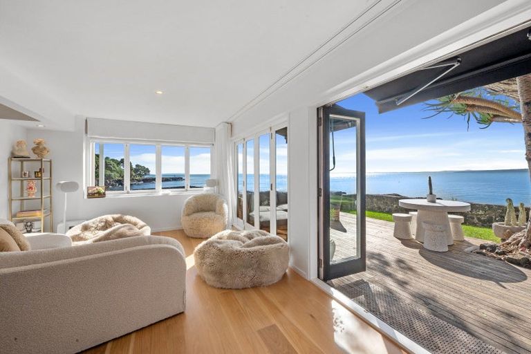 Photo of property in 2/259 Hurstmere Road, Takapuna, Auckland, 0622