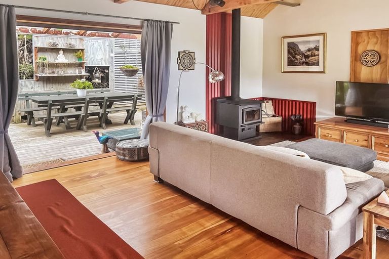 Photo of property in 13a Te Ra Crescent, Diamond Harbour, 8972