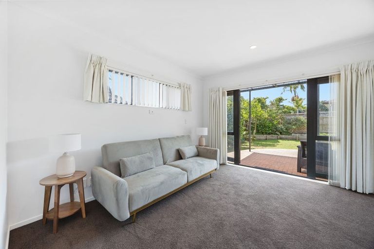 Photo of property in 9 Starlight Cove, Hobsonville, Auckland, 0618