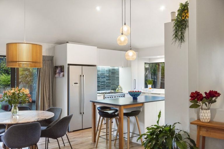 Photo of property in 83b William Bayes Place, Red Beach, 0932