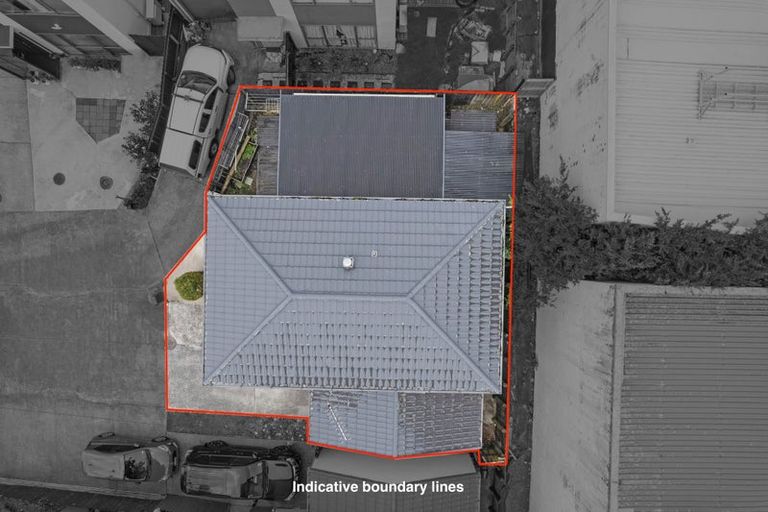 Photo of property in 19 Rakich Place, Henderson, Auckland, 0612