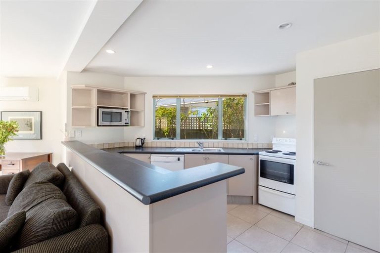 Photo of property in 1/28 Derby Street, St Albans, Christchurch, 8014