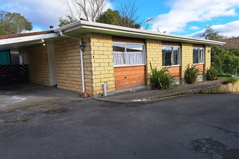 Photo of property in 3/77 Kairimu Street, Stokes Valley, Lower Hutt, 5019