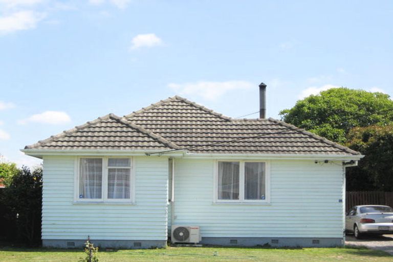 Photo of property in 17 Merrington Crescent, Aranui, Christchurch, 8061