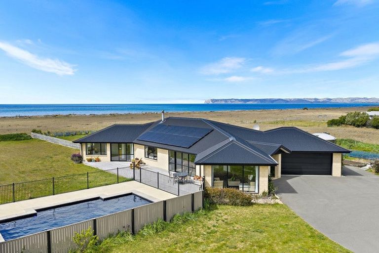 Photo of property in 37 Ocean View Crescent, Rarangi, Blenheim, 7273