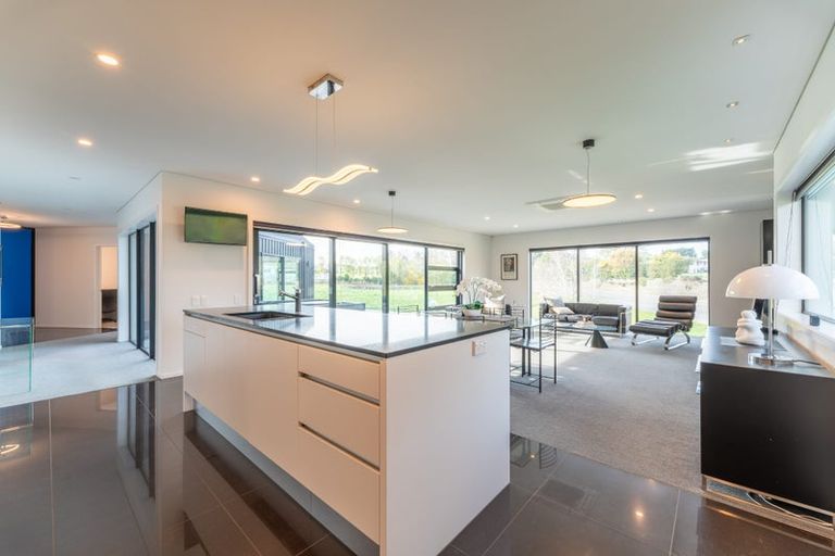 Photo of property in 124 Mountain View Road, Gleniti, Timaru, 7910