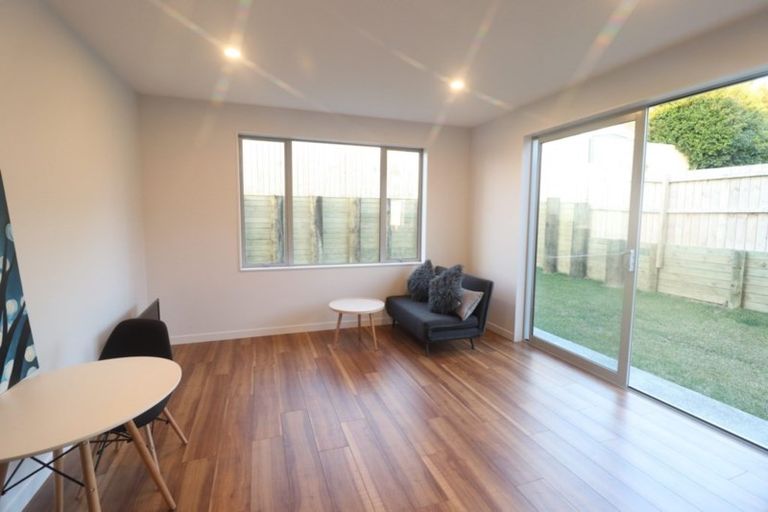 Photo of property in 8a Albany Highway, Greenhithe, Auckland, 0632