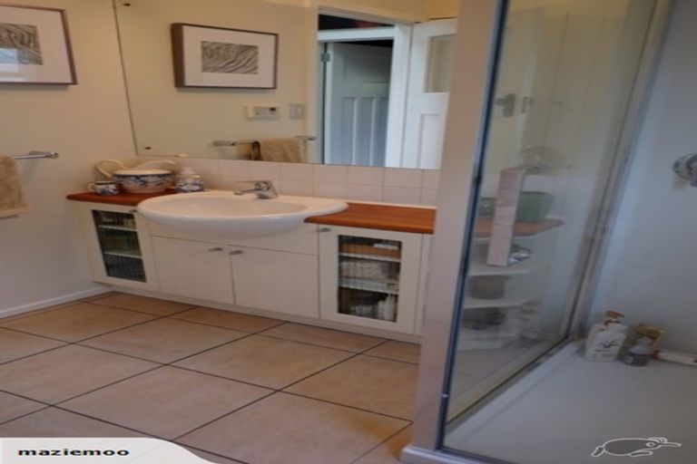 Photo of property in 287 Marine Parade, Napier South, Napier, 4110