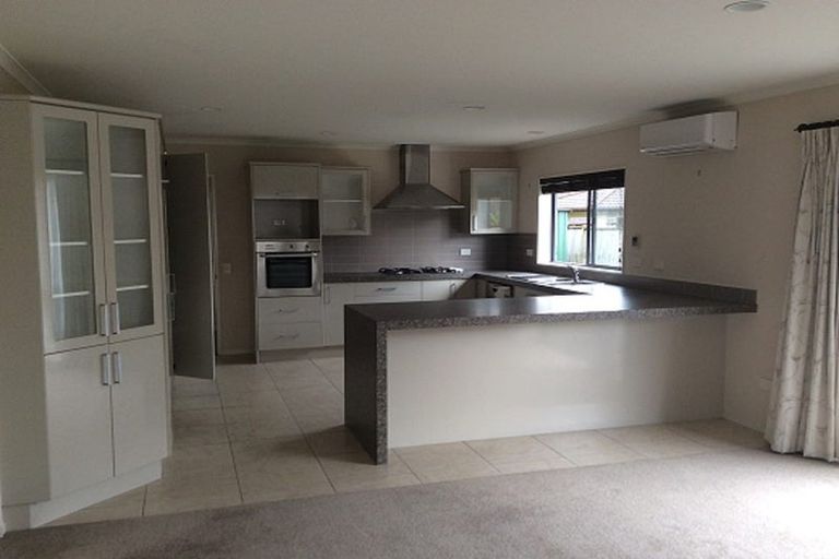 Photo of property in 8 Roseborough Place, Flat Bush, Auckland, 2019