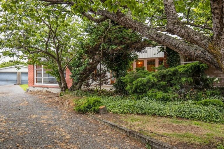 Photo of property in 216 Yaldhurst Road, Avonhead, Christchurch, 8042